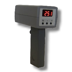 пирометр (инфракрасный термометр) КМ6